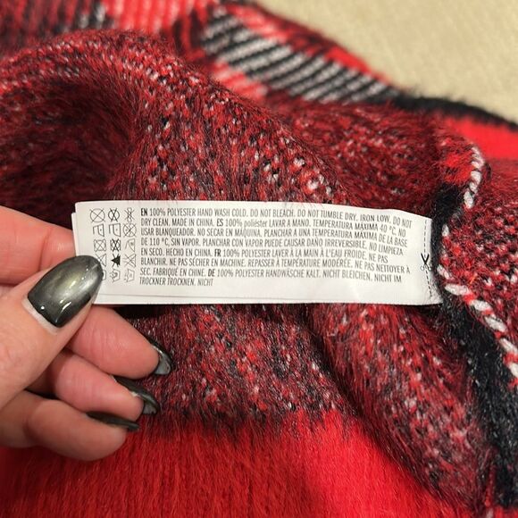 English Factory Checkered Plaid Cardigan (L) - Picture 5 of 7